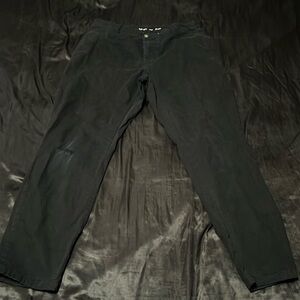 Old navy slacks size 32x30
